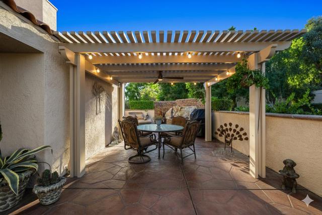 317 Forest Hills Drive, Rancho Mirage CA: https://media.crmls.org/mediaz/956eee3d-ce18-477a-a5c8-1c15200052cf.jpg