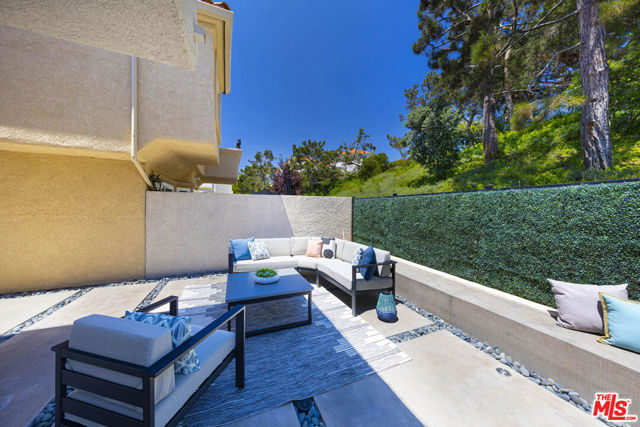 28 Saint Kitts, Dana Point CA: https://media.crmls.org/mediaz/956f6b13-8820-4e6c-be8a-9b4b62879e3a.jpg