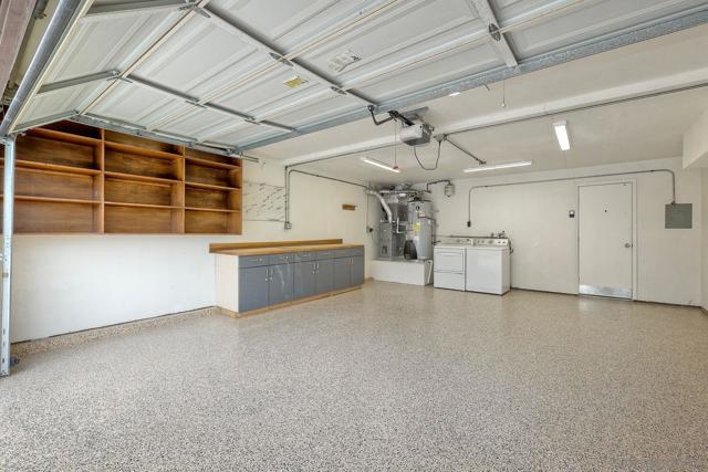 1415 17 Flag Ln, El Cajon CA: https://media.crmls.org/mediaz/95711e47-382f-4619-9574-b42fd3823ced.jpg