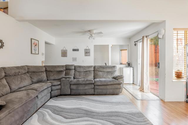 Image 2 of 30 For 2262 Bayberry Cir