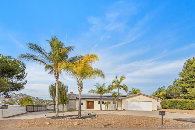 10190 Madrid Way, Spring Valley CA: https://media.crmls.org/mediaz/9571f7f4-437e-46a7-aa34-e3bf2b0a1806.jpg