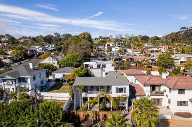 1920 Beryl St, San Diego CA: https://media.crmls.org/mediaz/9573ef85-2db7-474a-ac90-5e797fe516db.jpg