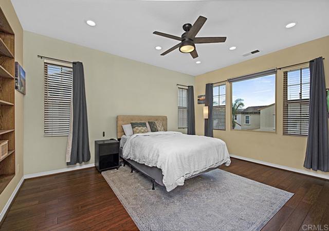 Detail Gallery Image 18 of 43 For 13518 Moonflower Meadows Trail, San Diego,  CA 92130 - 3 Beds | 2/1 Baths