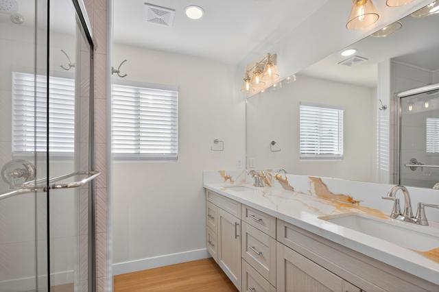 4060 Rosarita Dr, La Mesa CA: https://media.crmls.org/mediaz/95755611-4e8a-4d0b-909c-28273bc5d2d4.jpg