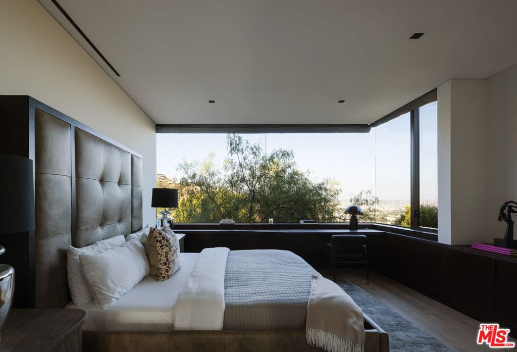 MLS #25597515 image #27