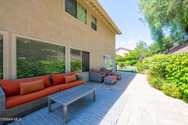 5426 Cedarhaven Drive, Agoura Hills CA: https://media.crmls.org/mediaz/957898b0-b70e-48fc-b182-e2eb791168c5.jpg