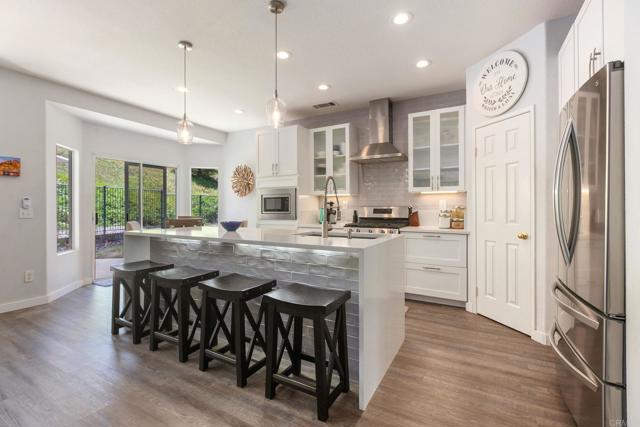 Detail Gallery Image 13 of 51 For 888 Arvita Ct, Oceanside,  CA 92057 - 3 Beds | 2 Baths