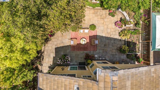 5373 Shamrock Cmn, Fremont CA: https://media.crmls.org/mediaz/9579dc1f-5402-4d55-9dc0-be894207f0ae.jpg