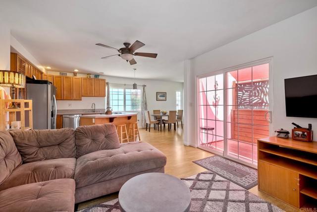 Detail Gallery Image 13 of 27 For 155 W Jason St #6,  Encinitas,  CA 92024 - 2 Beds | 1/1 Baths