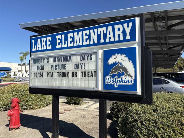 3678 Via Bernardo, Oceanside CA: https://media.crmls.org/mediaz/957a9fef-bb56-4b88-900d-bd0ac9f19ec4.jpg