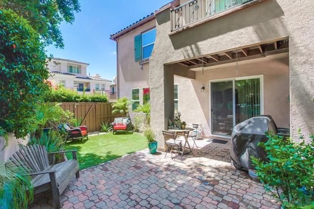 1184 Highbluff Ave, San Marcos CA: https://media.crmls.org/mediaz/957addf1-15f7-4b25-970c-89efe8afcdb9.jpg