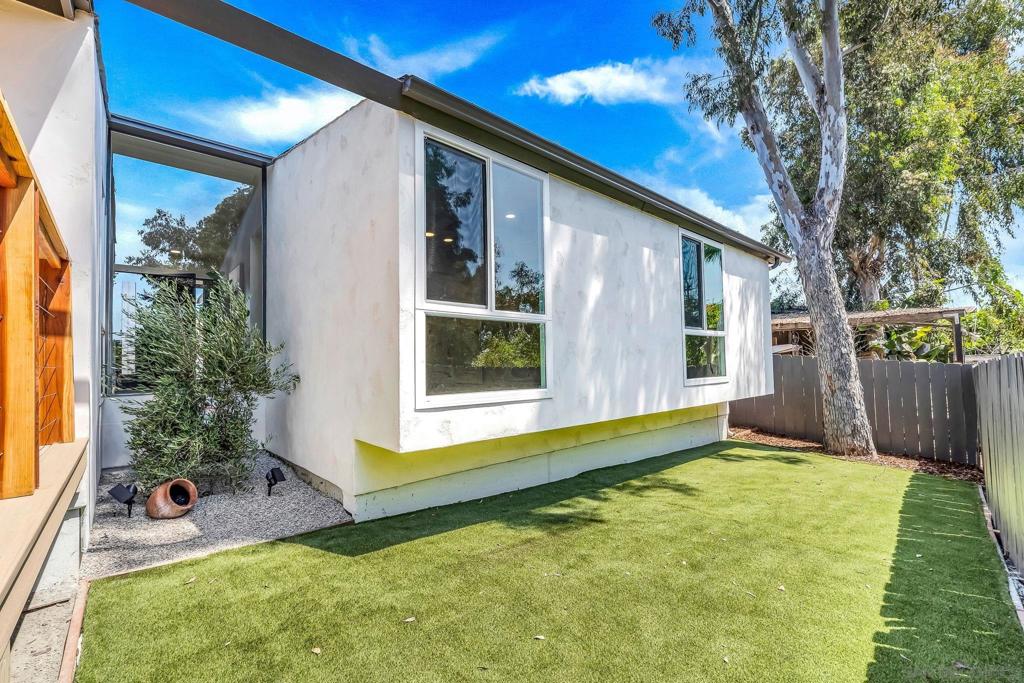 MLS #250043080SD image #34