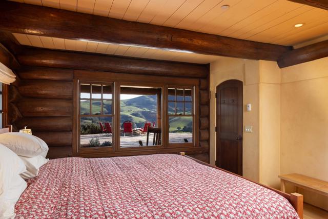 Image 19 of 41 For 28000 Underwood Road