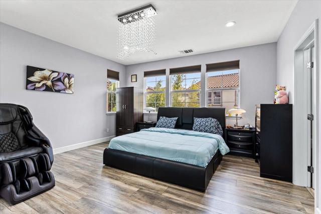 280 Wildhorse Court, San Jose CA: https://media.crmls.org/mediaz/957f630c-f970-4033-8388-8ffe8ef60362.jpg