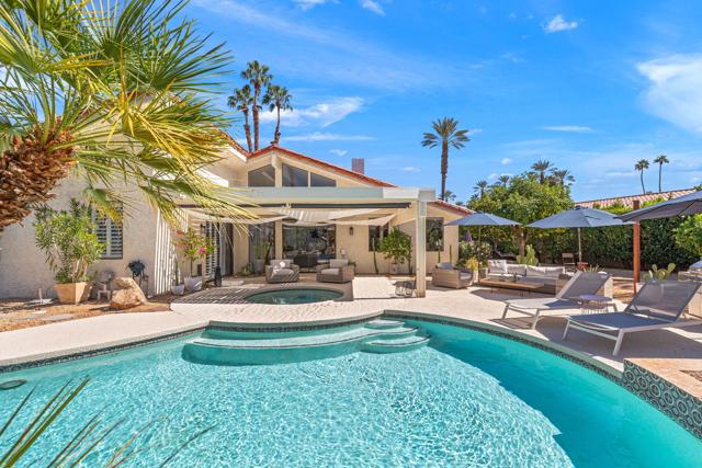 4 Lincoln Place, Rancho Mirage CA: https://media.crmls.org/mediaz/9582355c-b08a-40e6-94fc-6c1bcb91a532.jpg