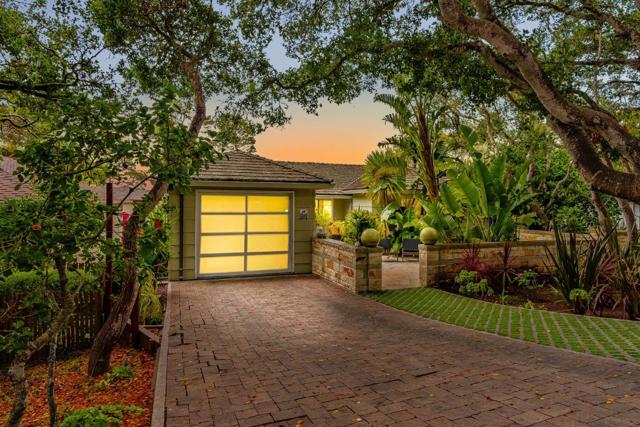 0 2SW Forest Avenue, Carmel CA: https://media.crmls.org/mediaz/95825f40-468e-4f6a-9458-7a047149f69a.jpg