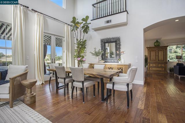 4001 Browning Dr, Concord CA: https://media.crmls.org/mediaz/9583ffed-ddc0-4783-9879-d0ce185a6039.jpg