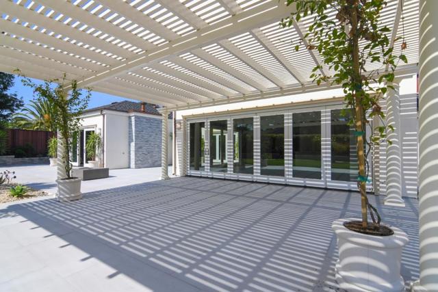 1505 Wedgewood Drive, Hillsborough CA: https://media.crmls.org/mediaz/958494a8-7859-4b2a-a365-ea5d66fa1be1.jpg