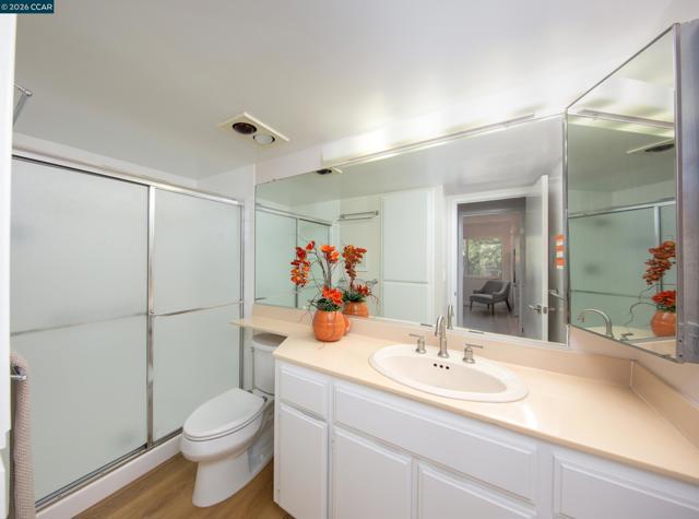 600 Terra California Dr, Walnut Creek CA: https://media.crmls.org/mediaz/9584d15b-a602-48d5-b826-791a9d3978e1.jpg