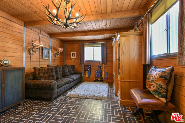 Drew Fenton | 25700 Mulholland Highway Calabasas CA | MLS: 7341247