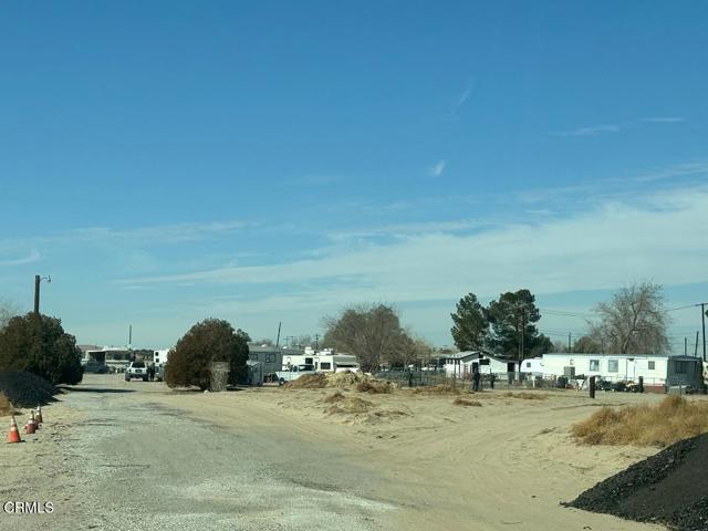 Image 5 of 35 For 24811 Community Blvd
