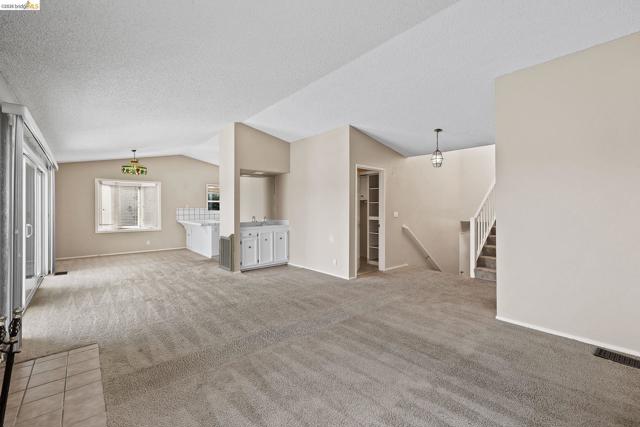 Image 14 of 59 For 1147 Willow Lake Rd