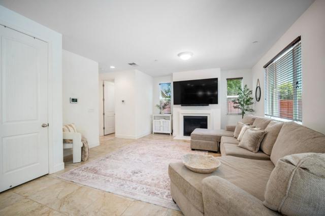 250 Robin Place, Gilroy CA: https://media.crmls.org/mediaz/9586c5ac-f029-467a-aea6-47106f3e9d83.jpg
