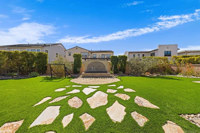 6183 Summit Crest Circle, San Diego CA: https://media.crmls.org/mediaz/95872528-9950-48df-8e6c-0432723ce5dc.jpg