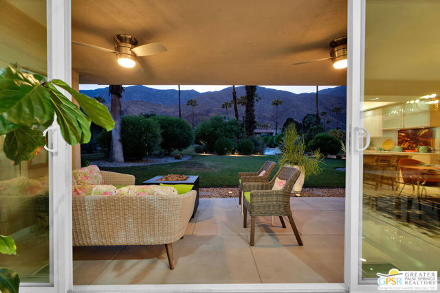 2285 S Calle Palo Fierro, Palm Springs, CA 92264