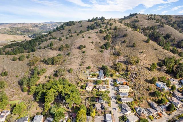 0 Calera Terrace, Pacifica CA: https://media.crmls.org/mediaz/958a3108-982a-4ff2-9d0f-4c7dc9a4587d.jpg