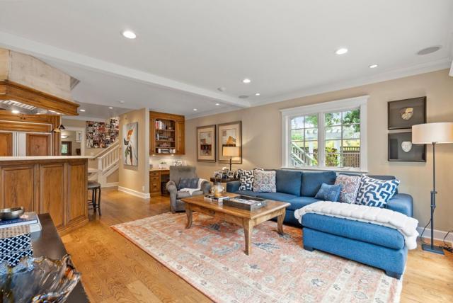 20470 Montalvo Heights Drive, Saratoga CA: https://media.crmls.org/mediaz/958a8cbd-4912-4528-b3e5-6575a59e9f9c.jpg