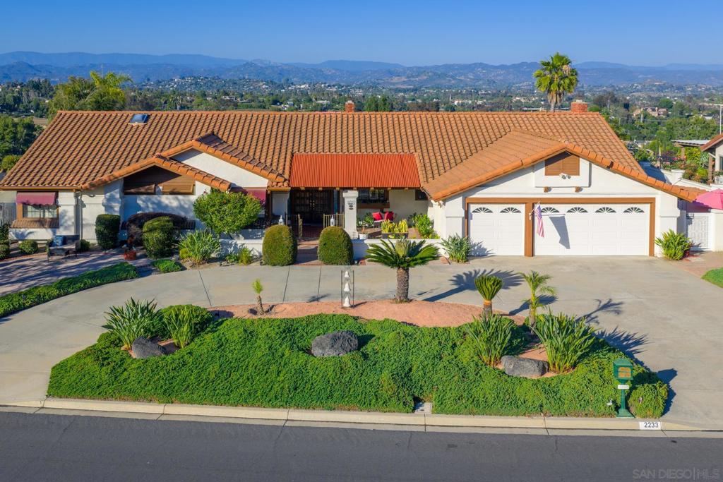 2233 Cortina Circle