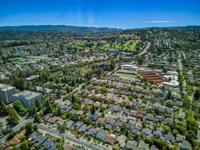 1513 Oak Street, San Mateo CA: https://media.crmls.org/mediaz/958bc51e-eb5b-4331-b712-57608959d5b0.jpg