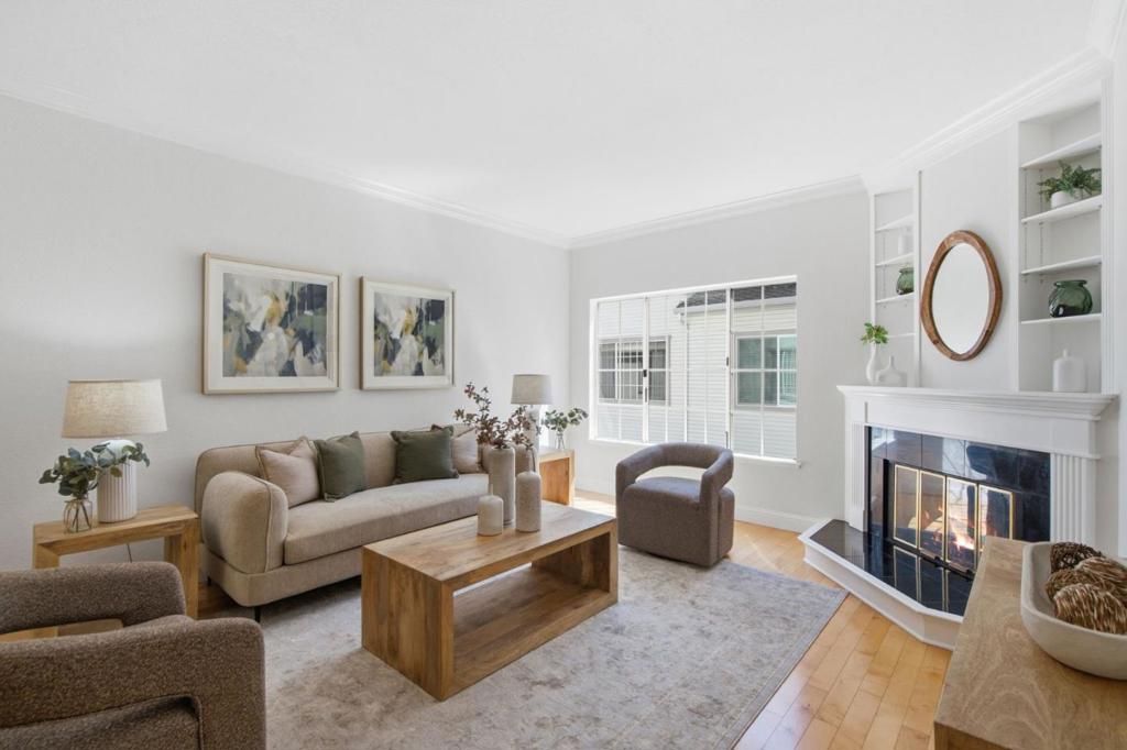 991 Belmont Terrace #3