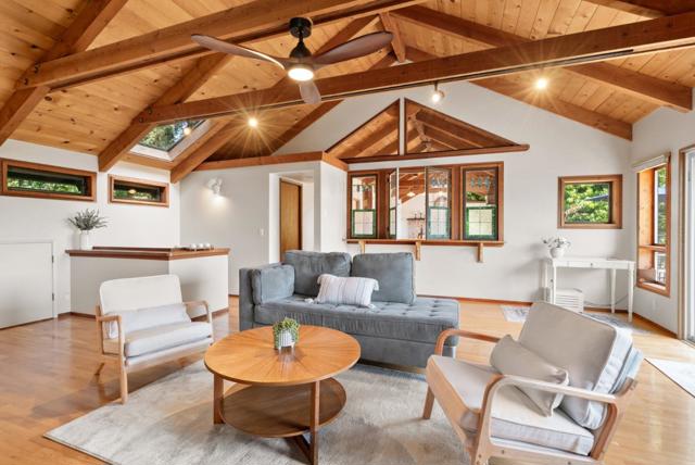 120 Bella Vista Lane, Watsonville CA: https://media.crmls.org/mediaz/958f24f4-d3ca-4c53-9190-f41632a75876.jpg
