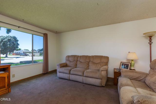 Detail Gallery Image 5 of 15 For 3001 Oarfish Ln, Oxnard,  CA 93035 - 3 Beds | 2 Baths