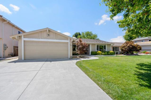708 Blackfoot Court, San Jose CA: https://media.crmls.org/mediaz/958f47cd-c2dd-4ec8-9466-62480a3ff43a.jpg
