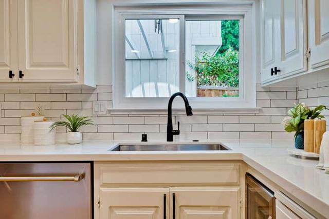 269 Bush Street, Mountain View CA: https://media.crmls.org/mediaz/958f613c-6c20-4a9b-a87d-6bfff530542b.jpg