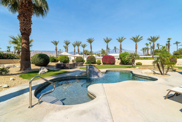 16 Judd Terrace, Rancho Mirage CA: https://media.crmls.org/mediaz/958ff70a-8ac1-4324-ad14-176772c4164b.jpg