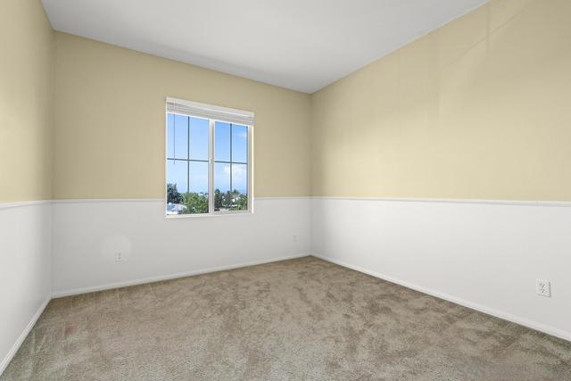 10689 New Grove Trail, San Diego CA: https://media.crmls.org/mediaz/959025a7-cbb3-401b-a21d-e6b4dbce3b70.jpg