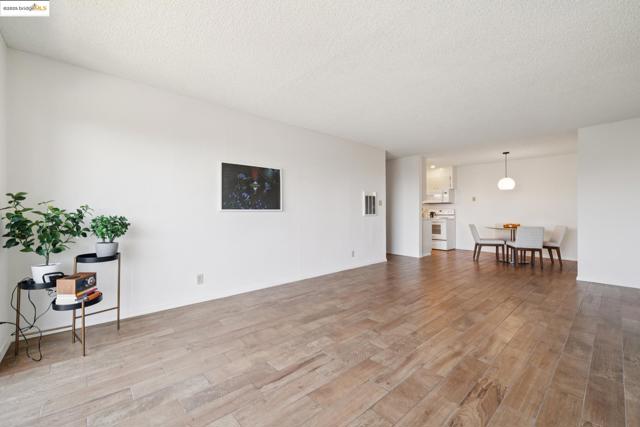 2 Panoramic Way, Berkeley CA: https://media.crmls.org/mediaz/95903ce1-d3e9-4906-b51a-e1aacb0f3e76.jpg