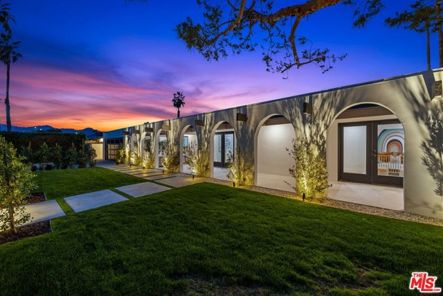 80100 Vista Grande, La Quinta CA: https://media.crmls.org/mediaz/95907205-21a8-4c9b-9348-3a4a1560033b.jpg