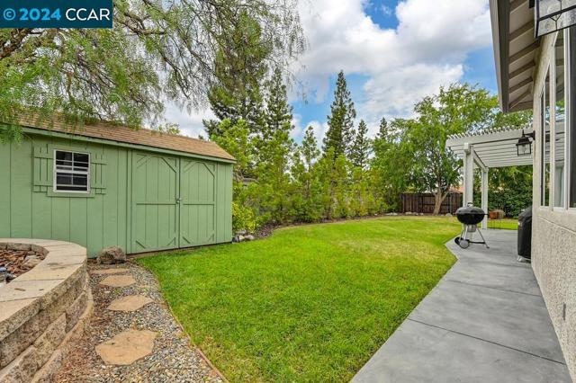Image 54 of 57 For 6820 Camborne Way