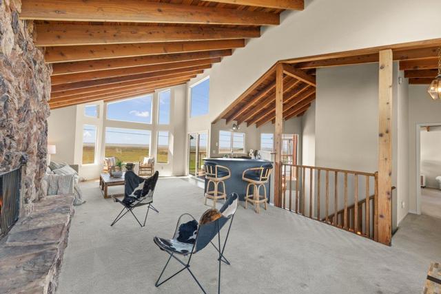 861 Railroad Avenue, Half Moon Bay CA: https://media.crmls.org/mediaz/9591ac0e-4808-4915-91c1-a7f9b9d59369.jpg