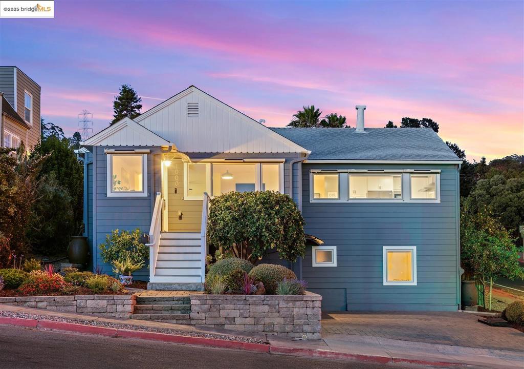 1000 Navellier St