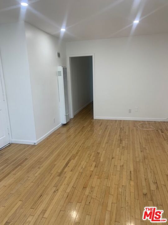 4131 Palmwood Drive, Los Angeles CA: https://media.crmls.org/mediaz/9594f539-0d1a-4038-b170-47af8e2334ff.jpg