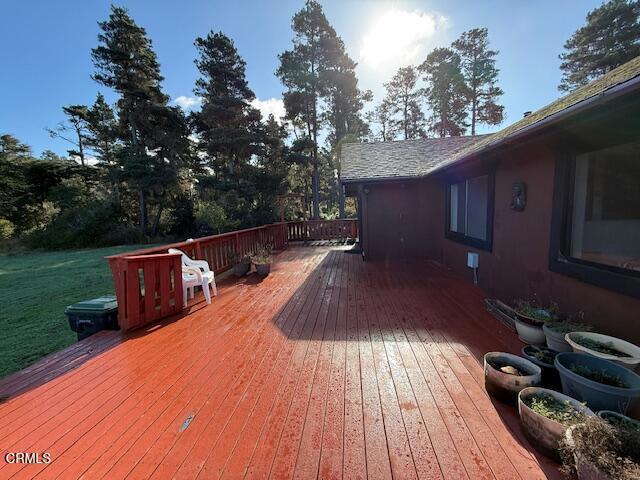 18391 Old Coast Highway, Fort Bragg CA: https://media.crmls.org/mediaz/9595280c-c723-4eec-b9b3-b61293c8f72d.jpg