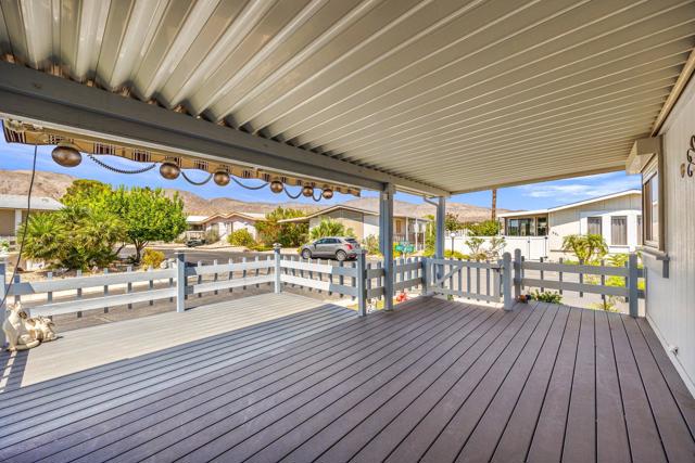 74711 Dillon Road, Desert Hot Springs CA: https://media.crmls.org/mediaz/959532a1-898a-4806-8b07-e56638a16b18.jpg