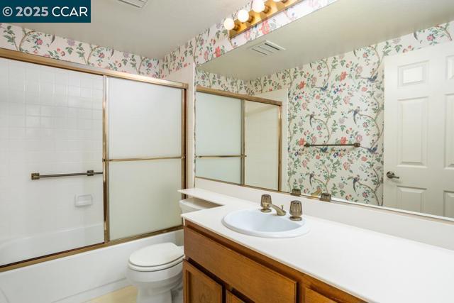 4217 Terra Granada Dr, Walnut Creek CA: https://media.crmls.org/mediaz/9595b3a2-effd-4566-8a28-acfd3af3e0e4.jpg