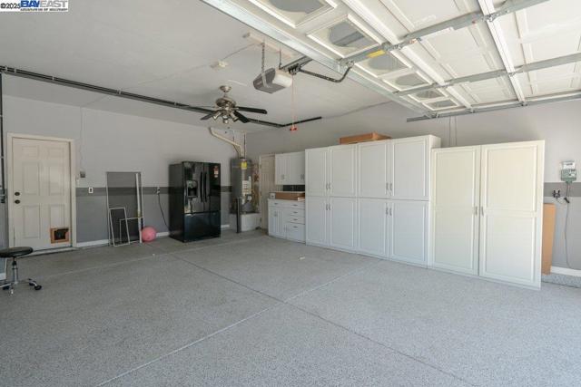 2315 Sabrina Way, Tracy CA: https://media.crmls.org/mediaz/959643ce-b572-4af6-873a-4031dc0876a9.jpg